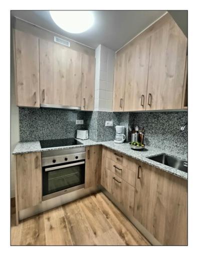 Apartamento - Wifi Free - Piscina - 50 M Playa Салоу Экстерьер фото